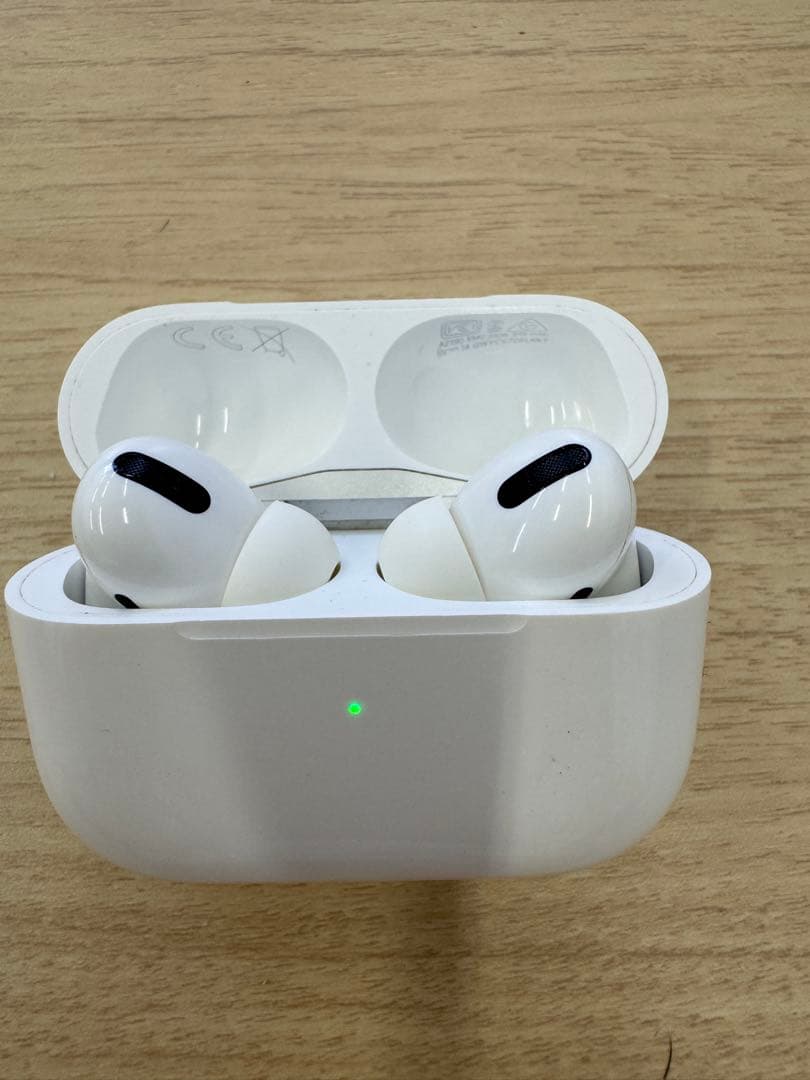 Apple AirPods Pro 本体（第1世代）