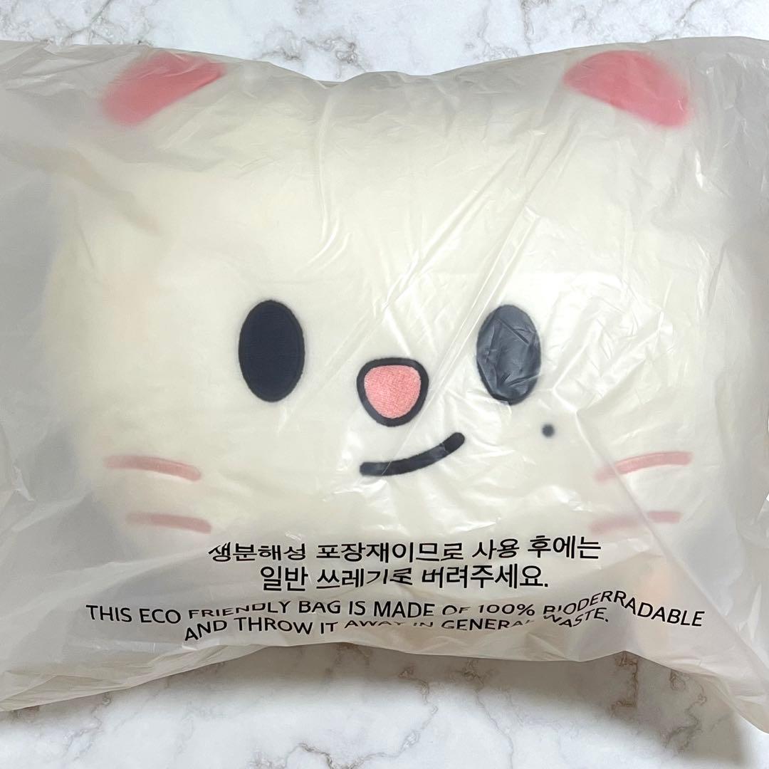 新品 SKZOO クッション BABY ジニレット jiniret ヒョンジン