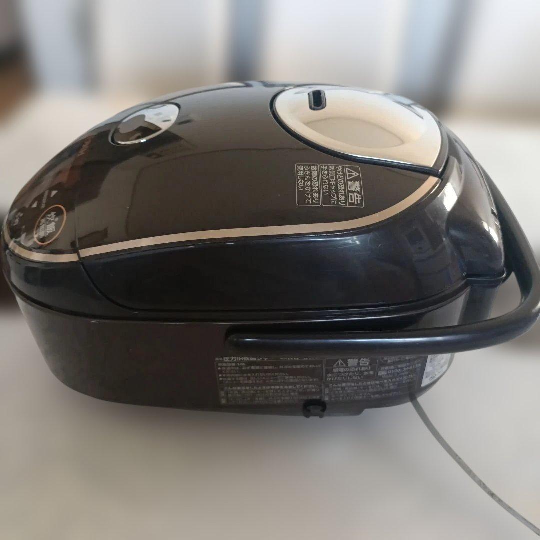 圧力IH炊飯器ジャーデジタル 5合 黒　NW-TA10　18年製