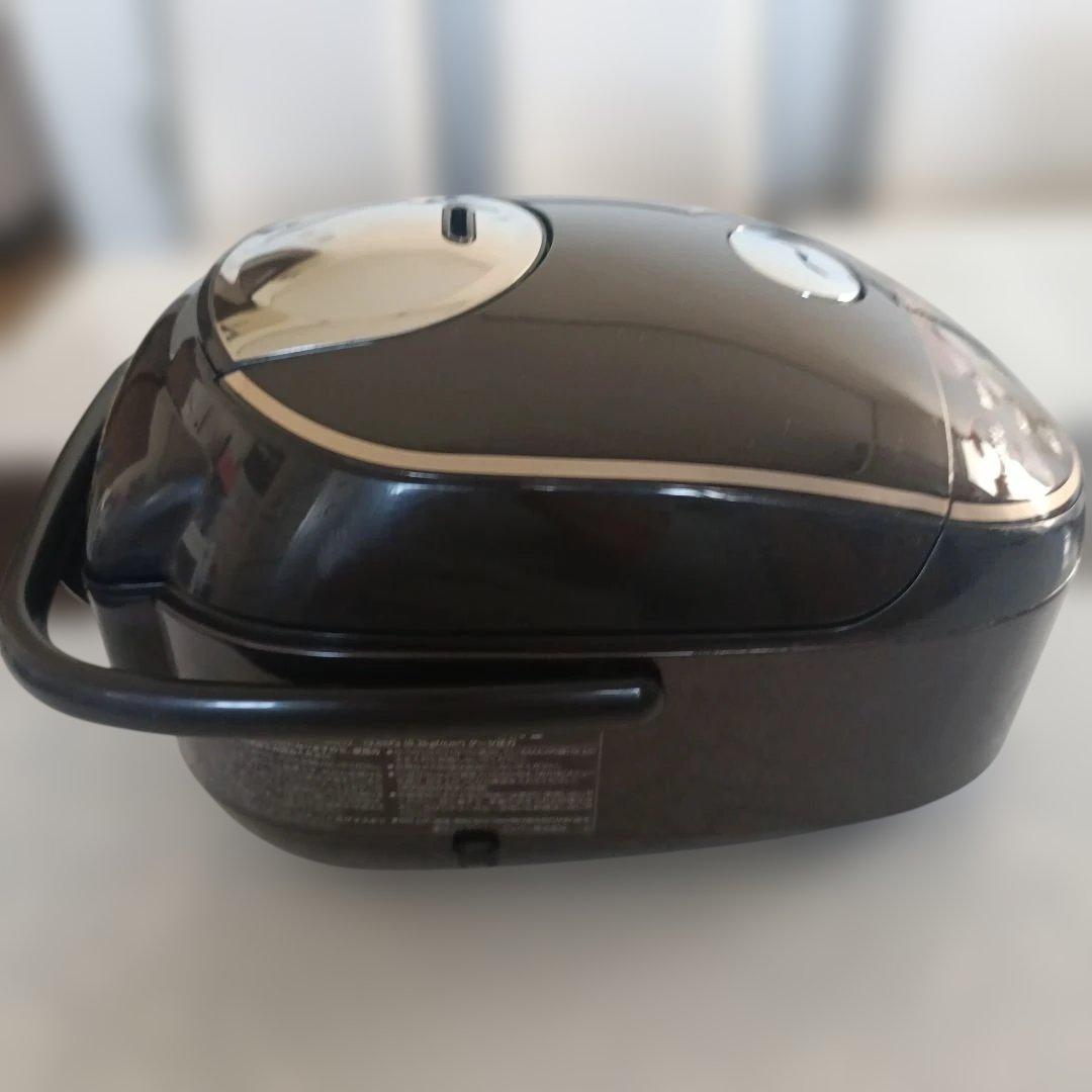 圧力IH炊飯器ジャーデジタル 5合 黒　NW-TA10　18年製
