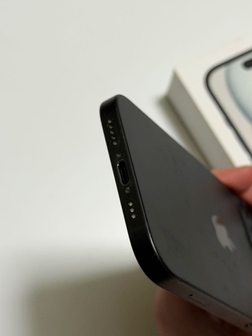 iPhone 15 256G ブラック 本体 SIMフリー