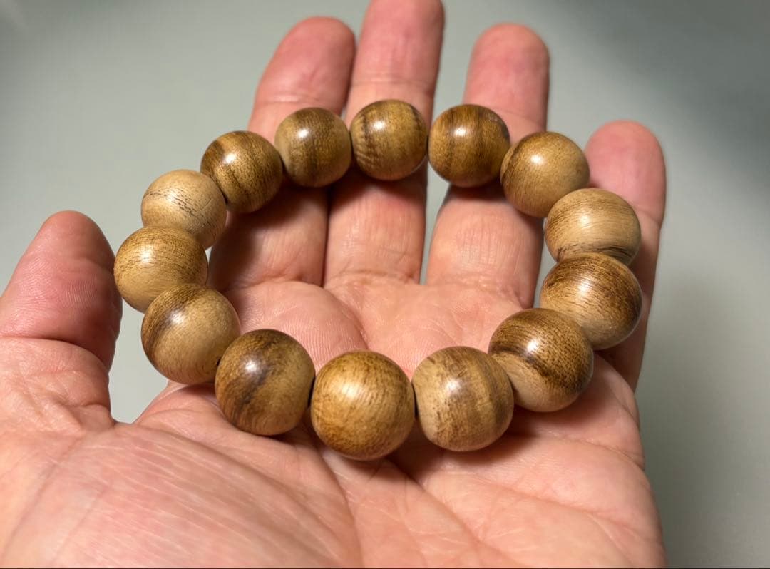 希少香木 沈香腕輪（特大珠）