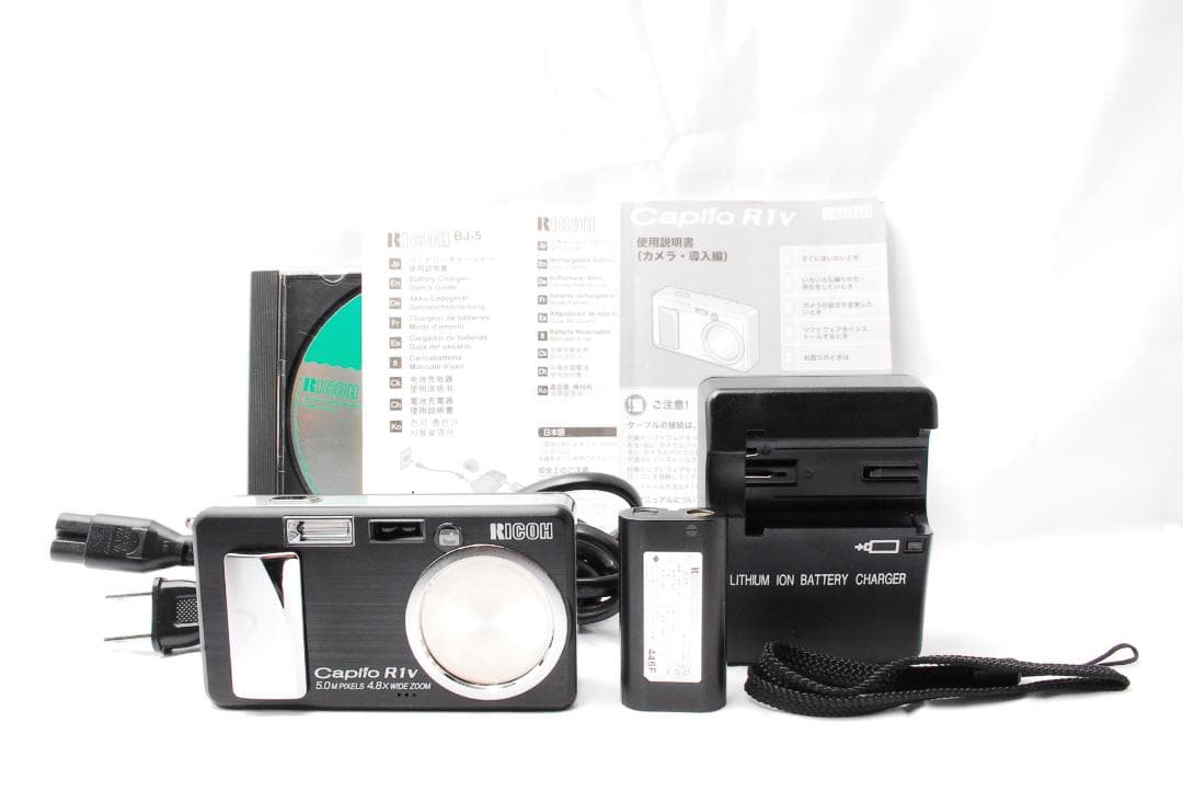 美品❤️RICOH Caplio R1v コンパクトデジタルカメラ 黒