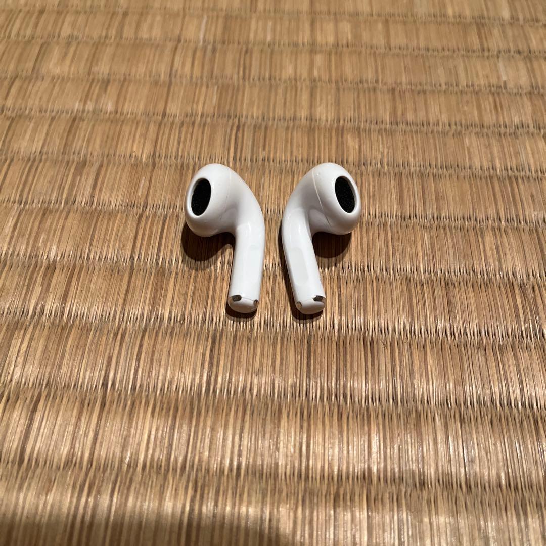 AirPods本体 充電ケース付き 第三世代