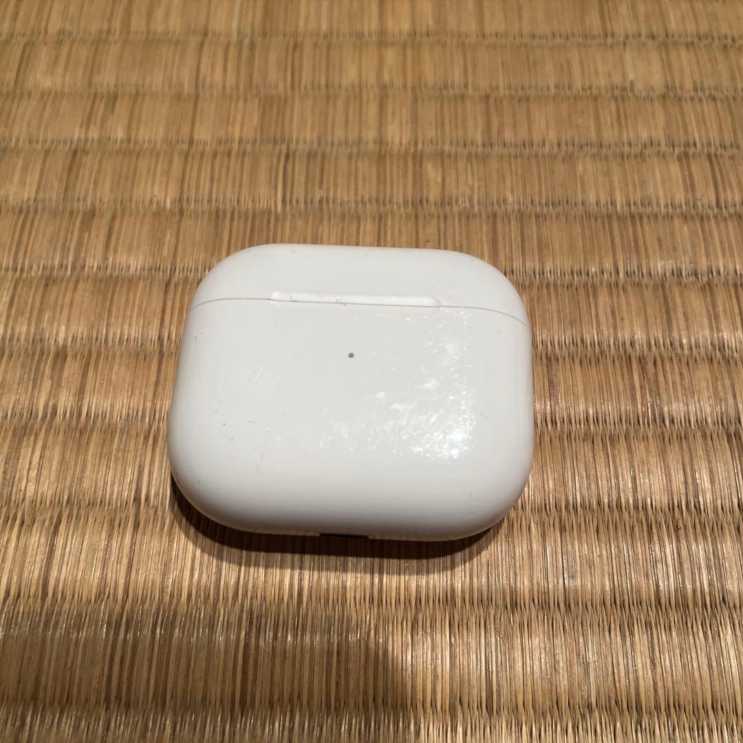 AirPods本体 充電ケース付き 第三世代