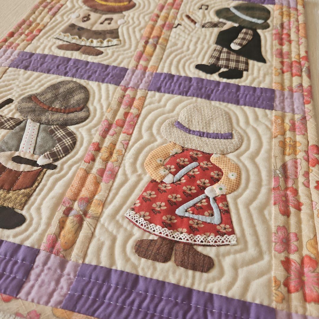 ✨スーちゃんとビリー君の楽しい音楽会✨ パッチワークタペストリー