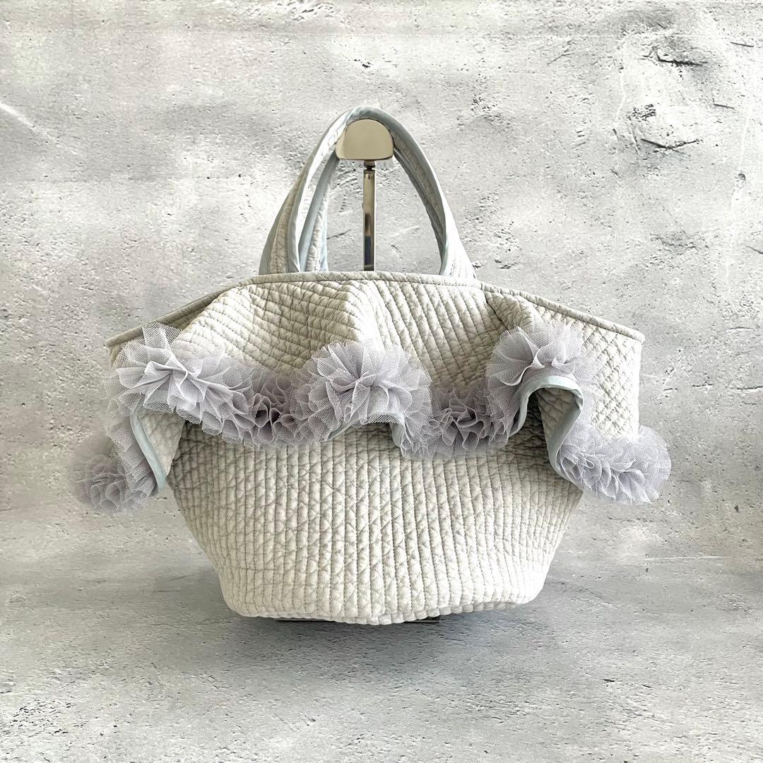 チュールフリル付き丸底マルシェバッグ　ヌビバッグ　ライトグレー　ハンドメイド