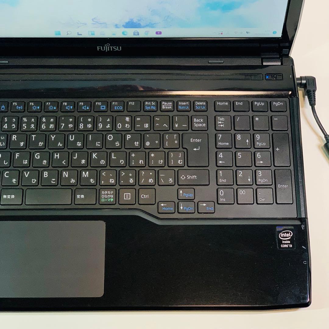 薄型✨Bluetooth✨SSD✨16GB✨15.6インチ✨黒✨ノートパソコン
