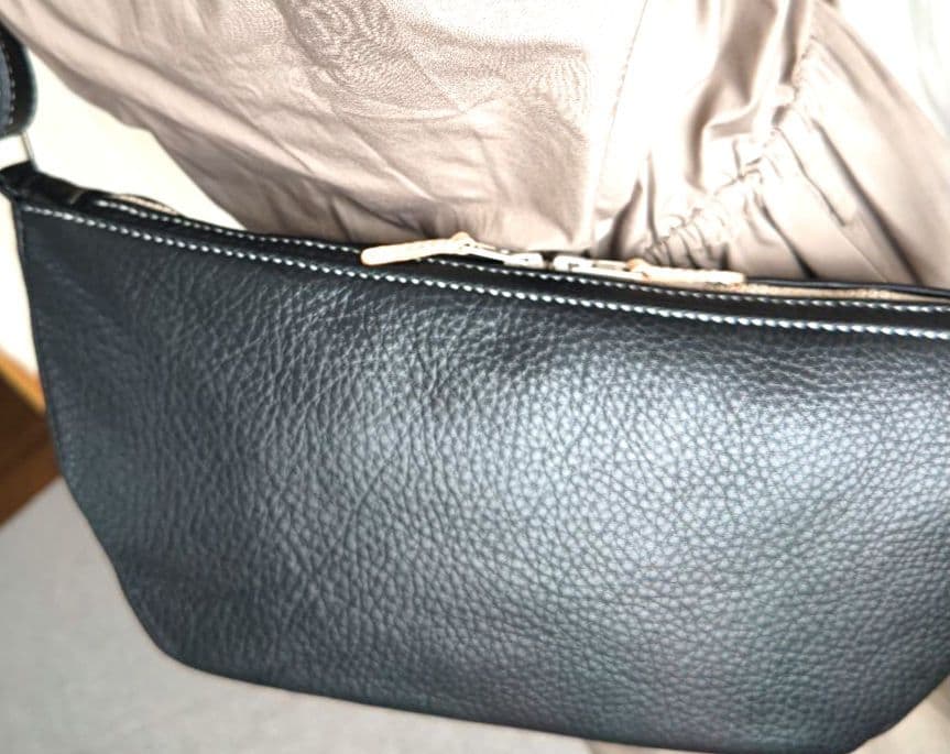 牛革ボディーバック①