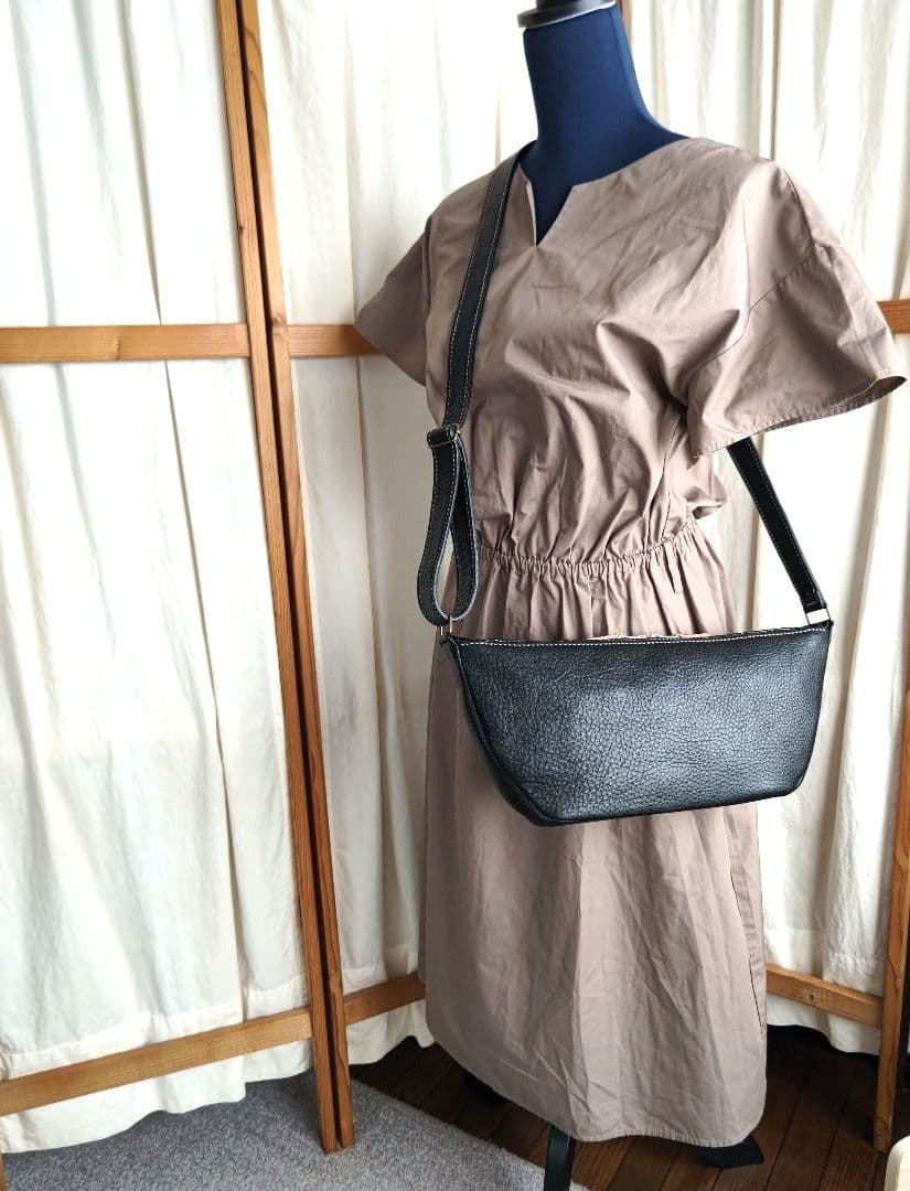 牛革ボディーバック①