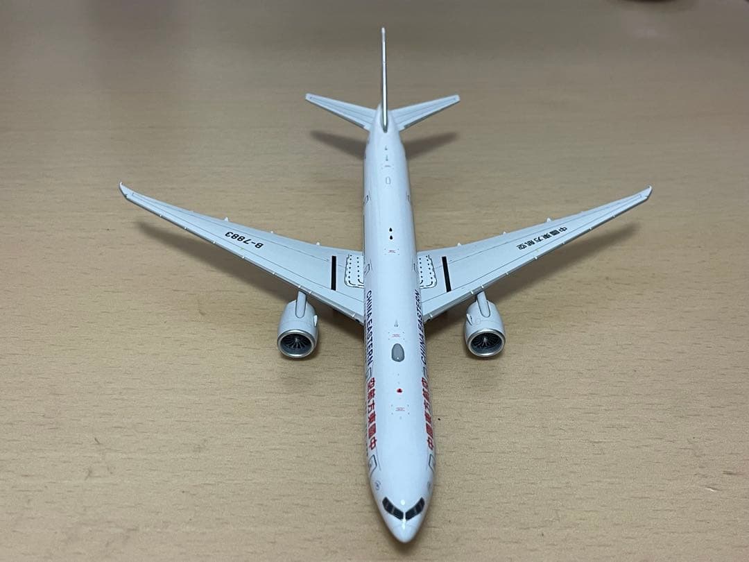 Aviation400 中国東方航空 B777-300ER 1/400