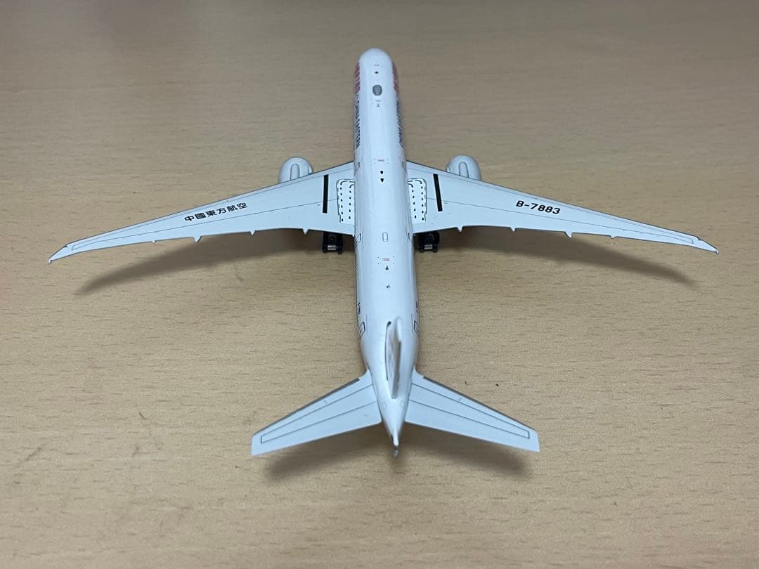 Aviation400 中国東方航空 B777-300ER 1/400