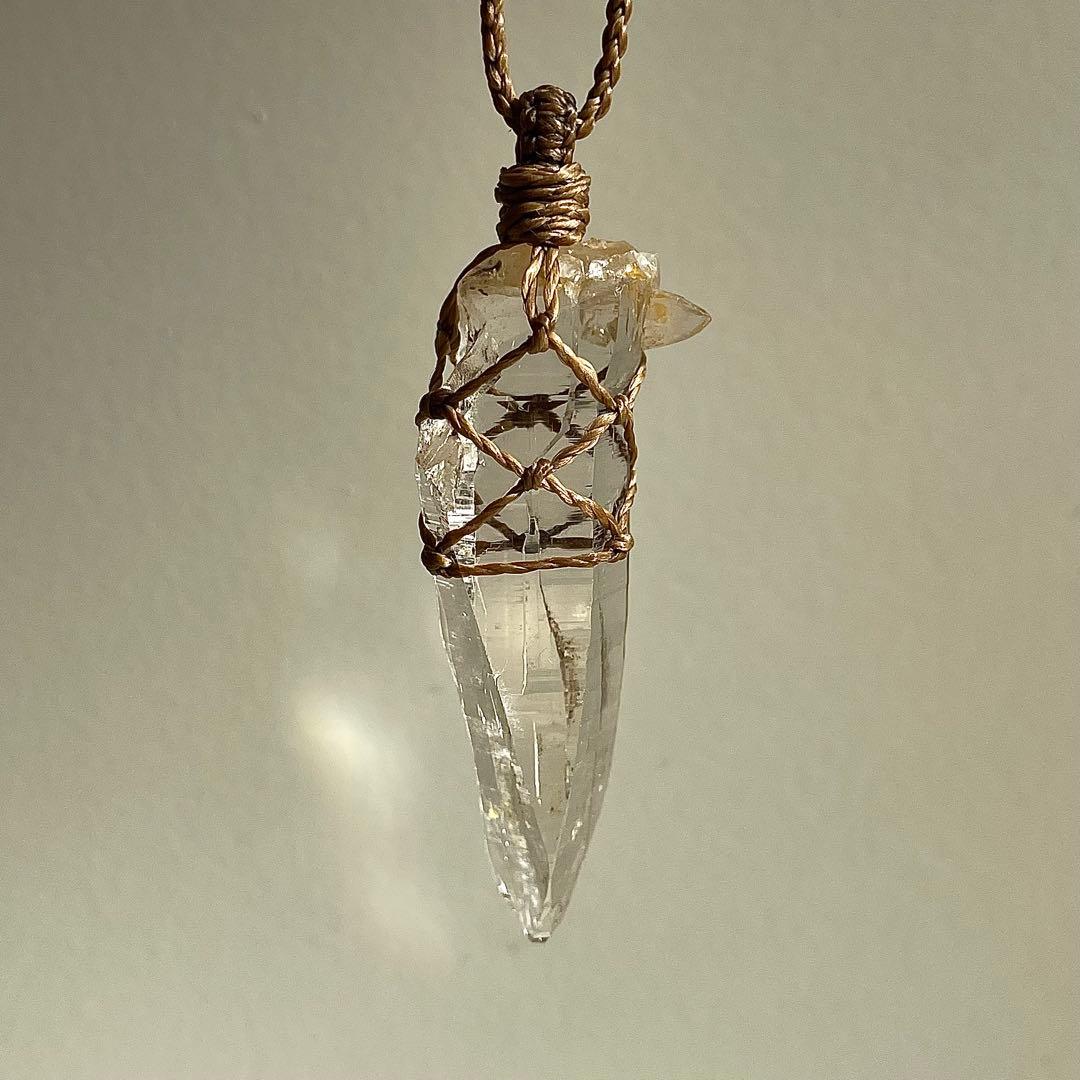 ヒマラヤ水晶 ガネッシュヒマール ＊ マクラメペンダント ネックレス 58