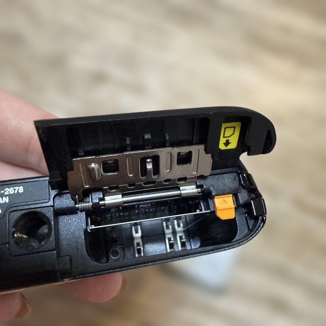 Nikon COOLPIX S3700 コンパクトデジタルカメラ