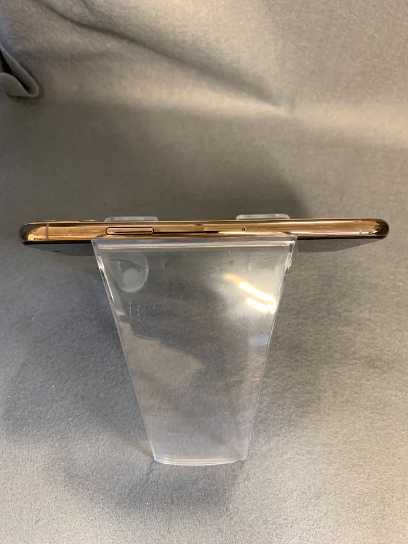 美品　国内版　SIMフリー　iPhone11 Pro 64GB ゴールド色
