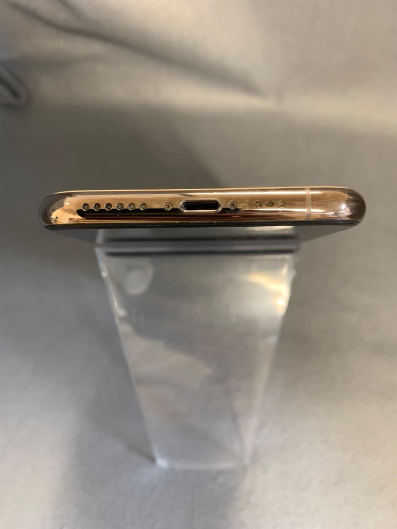 美品　国内版　SIMフリー　iPhone11 Pro 64GB ゴールド色