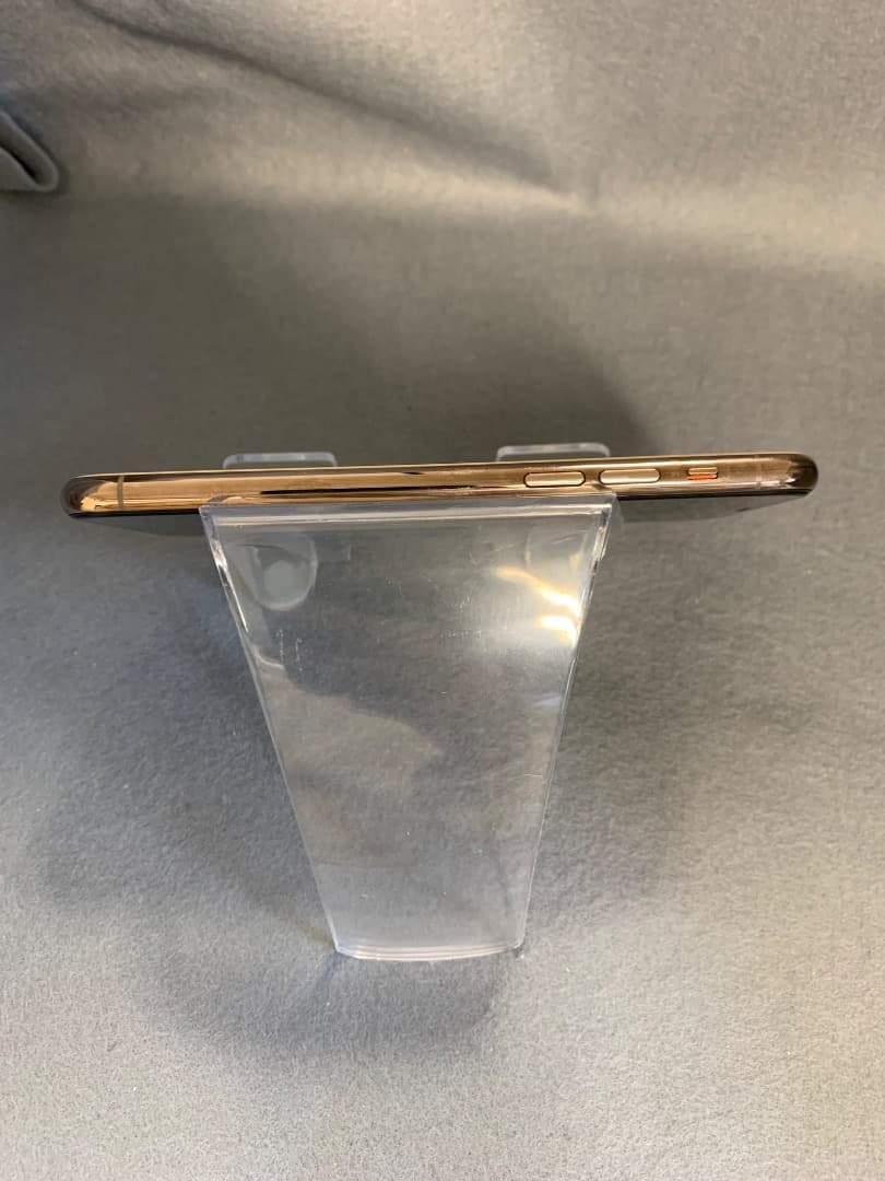 美品　国内版　SIMフリー　iPhone11 Pro 64GB ゴールド色
