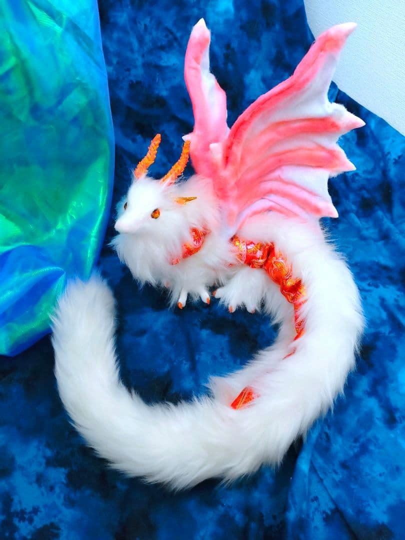 妖精翼龍アートドール ハンドメイドぬいぐるみ 龍 ドラゴン 神龍 幻獣 蓄光龍神