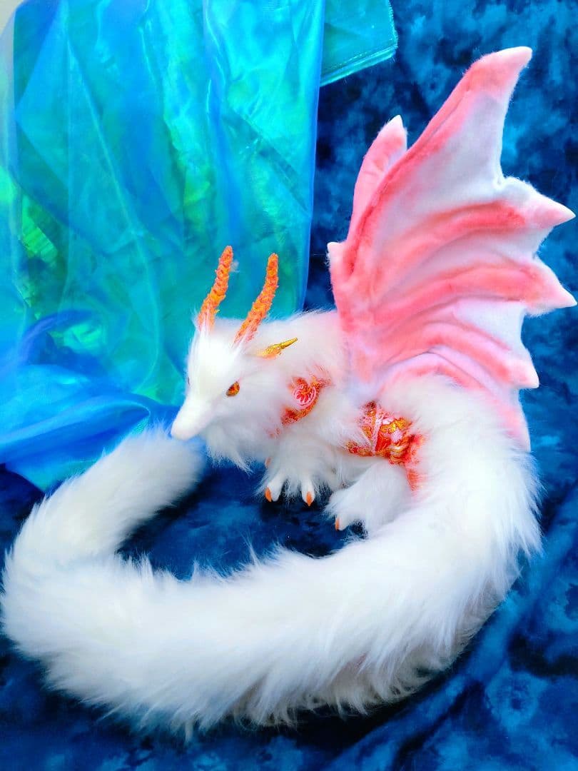 妖精翼龍アートドール ハンドメイドぬいぐるみ 龍 ドラゴン 神龍 幻獣 蓄光龍神