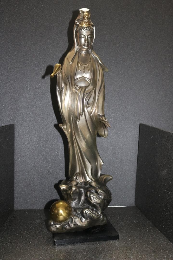 大型６４ｃｍ　観音菩薩像　洋銀製ブロンズ像