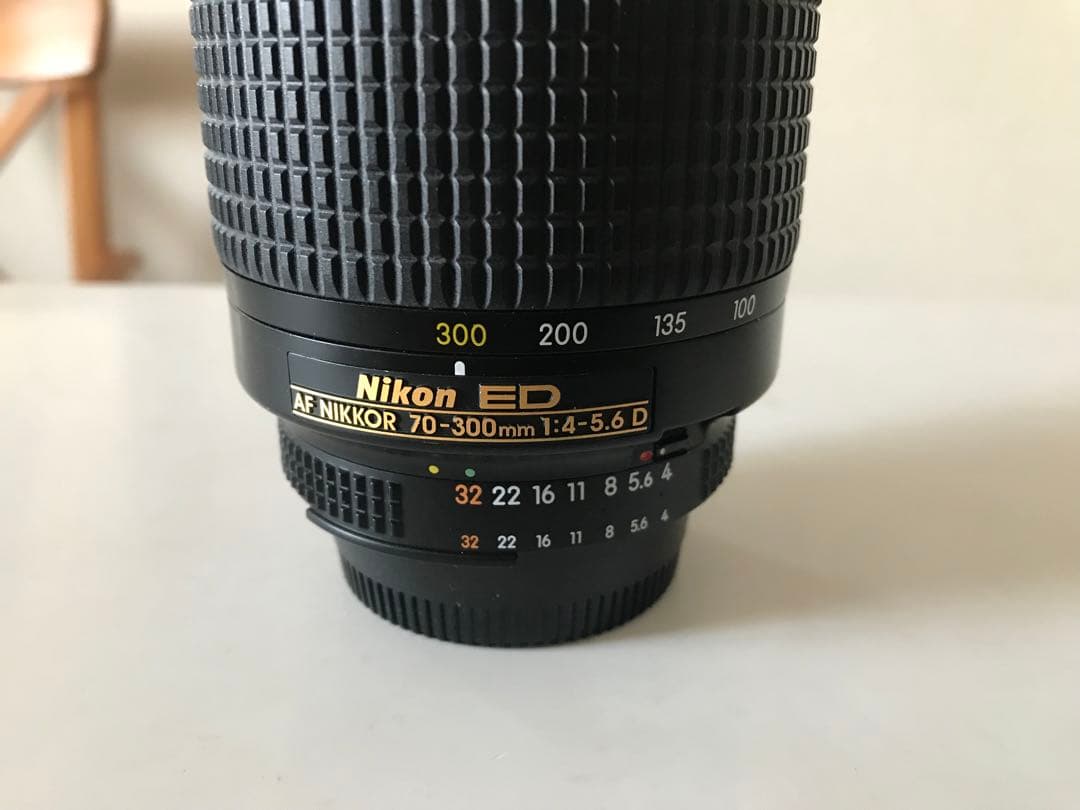 ニッコールzoomレンズ　70〜300mm f4〜5.6D