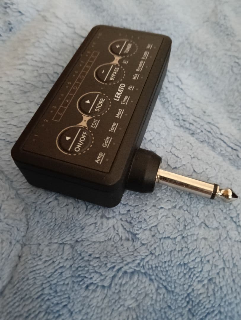 Donner HUSH-X エレキギター と SHUBB C4k カポタスト