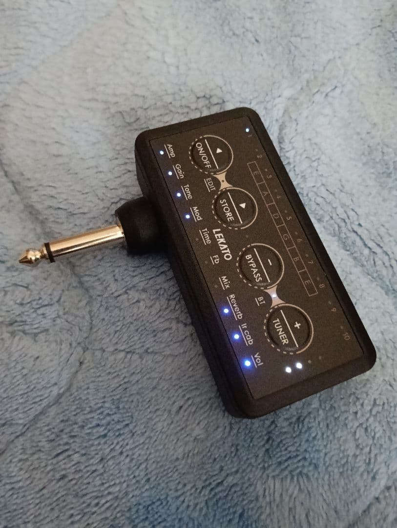 Donner HUSH-X エレキギター と SHUBB C4k カポタスト