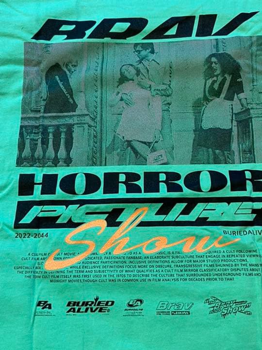 テミン　着用　長袖Tシャツ