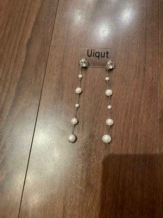 Uiqut ピアス