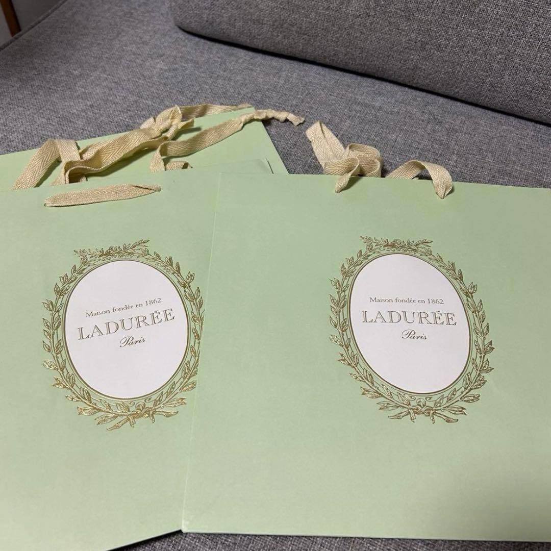 【新品未開封】 LADUREE bottle ラデュレ　水筒　タンブラー