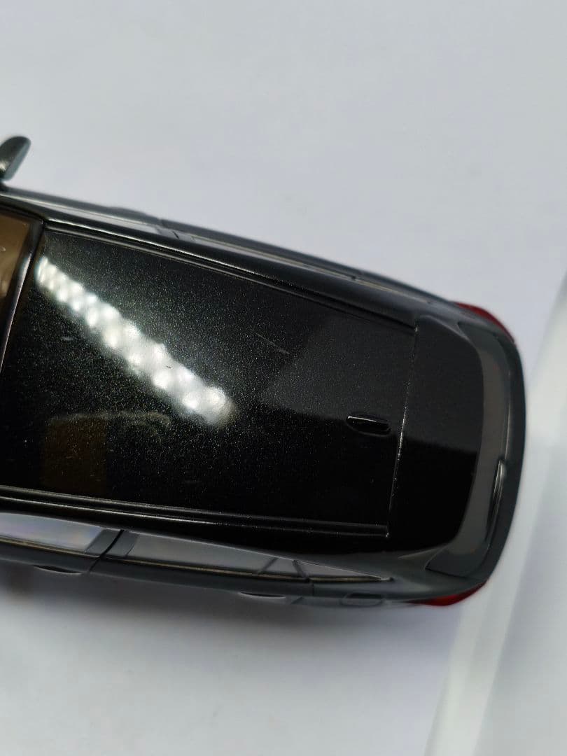 トヨタ ハリアー　カラーサンプル 1/30 黒 ミニカー　非売品