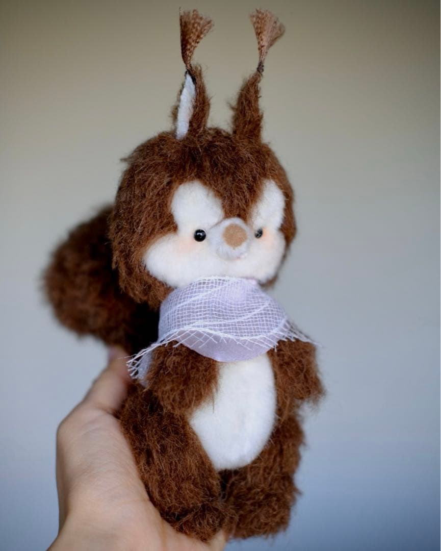 やんちゃなリスくん ぬいぐるみ アーティストベア 海外作家様 ハンドメイド