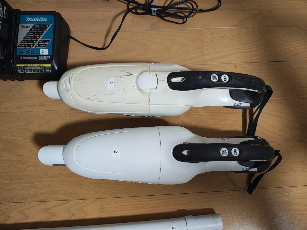 マキタ★コードレスクリーナー★CL182FD★バッテリーの状態良好★2