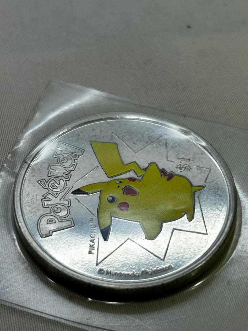 ポケモン ピカチュウ  ニウエ　銀