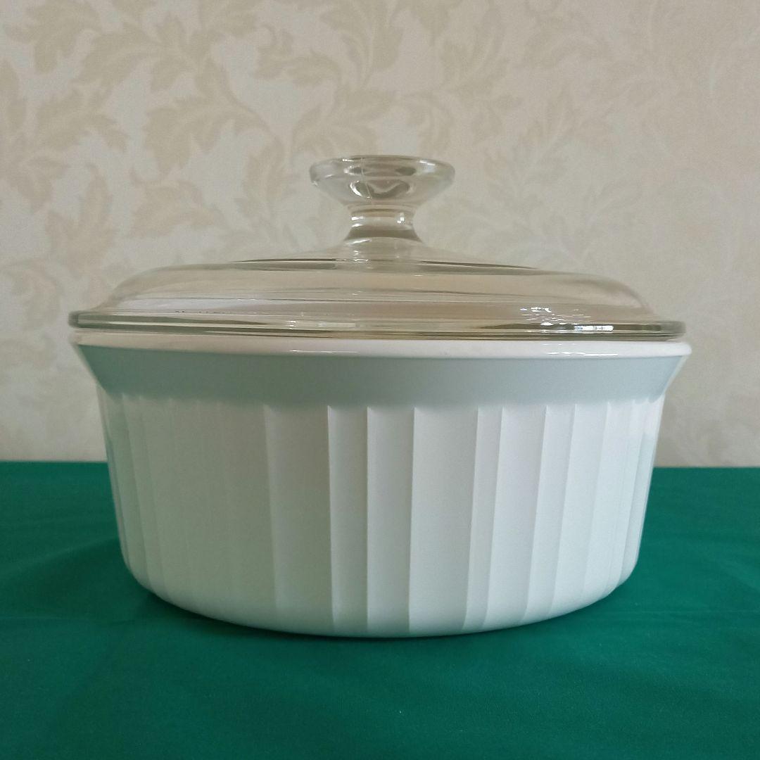 CORNING WARE　丸型キャセロール　サイズ違い2個（蓋付き）＆　パイ皿
