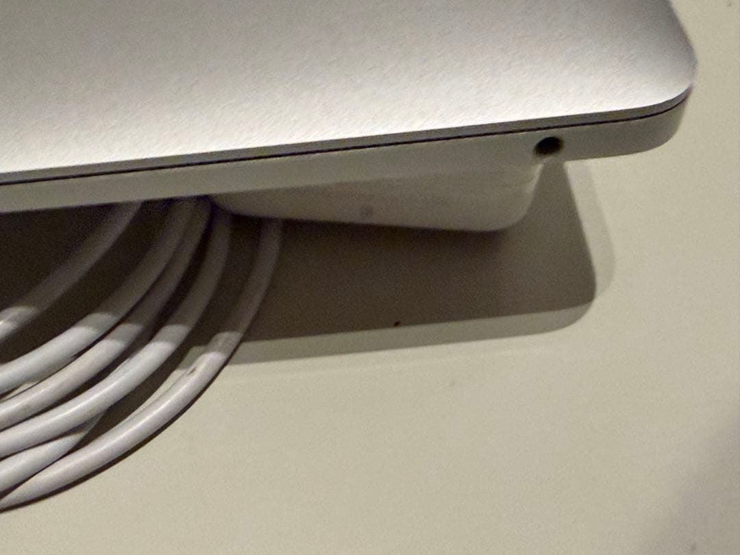 Apple MacBook Air (M1, 2020) シルバー JIS