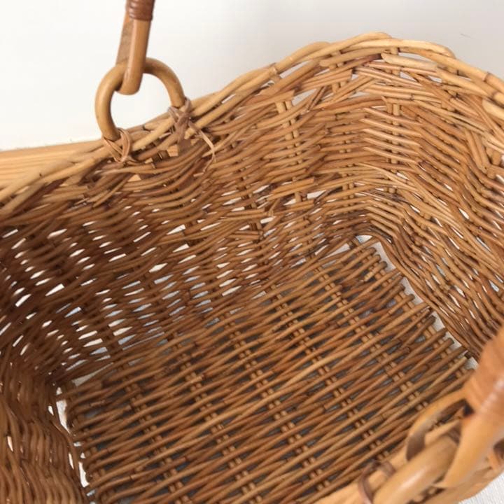 お値下げ:柳かご