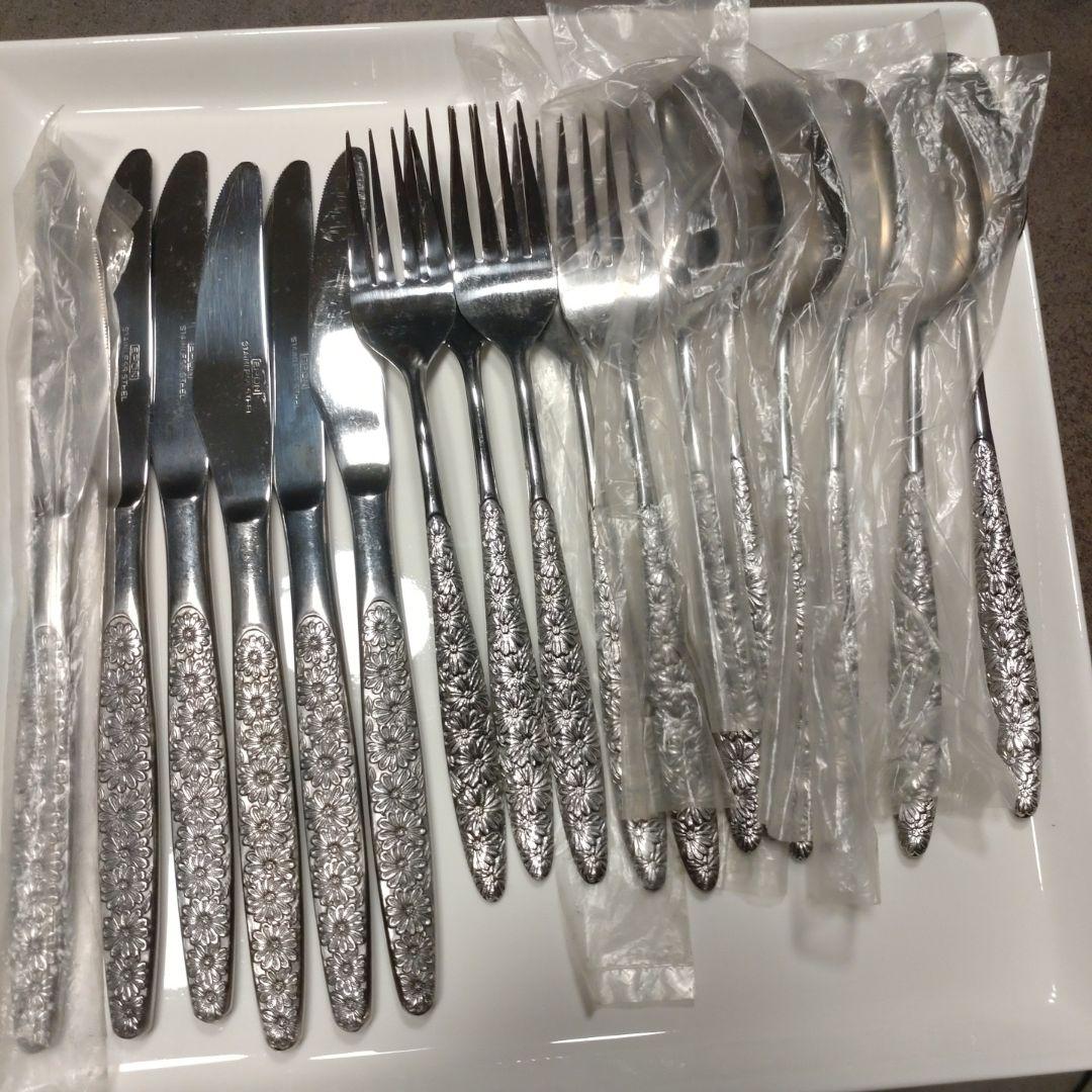 30本　昭和レトロ　ビンテージ　花柄カトラリーセット 29点 ステンレス 18