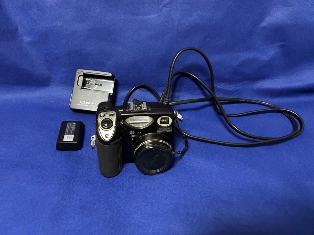 デジタルカメラ Nikon COOLPIX5000