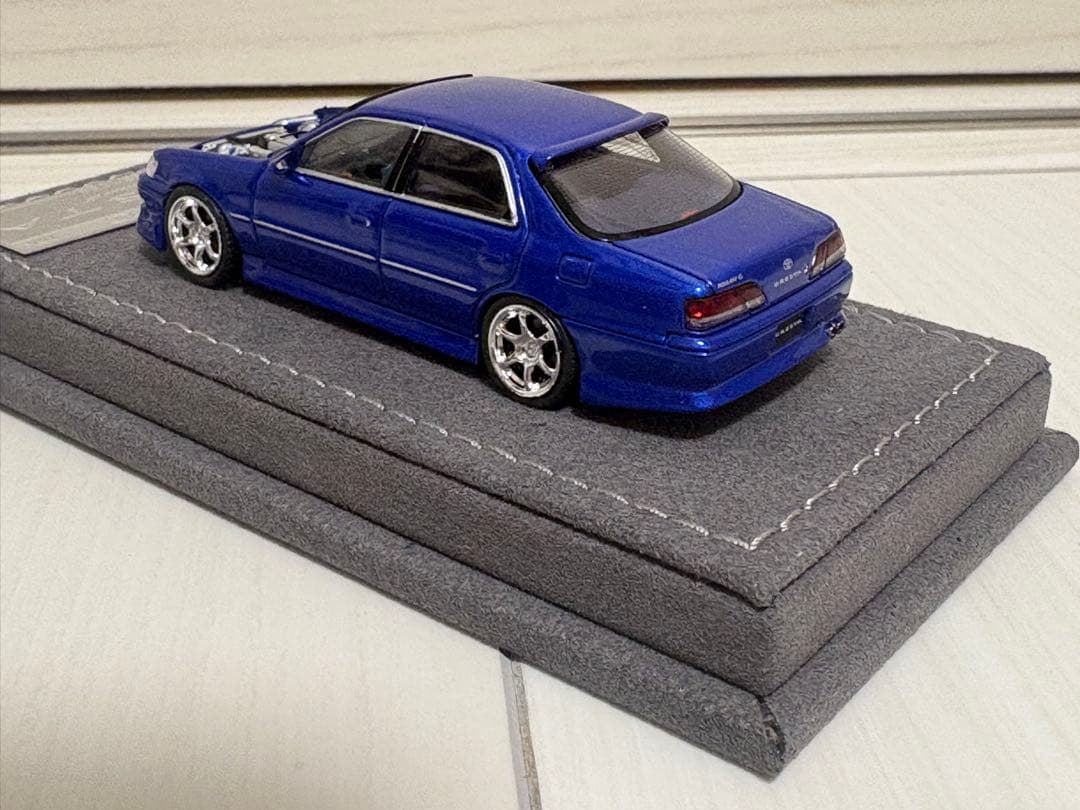 《新品箱付》1:64 トヨタ クレスタ ミニカー