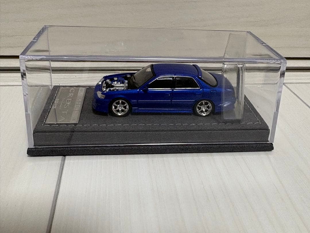 《新品箱付》1:64 トヨタ クレスタ ミニカー