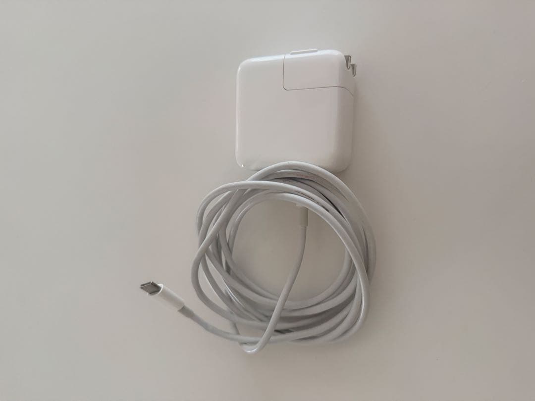 MacBook Air 13インチ　2019 ジャンク　本体