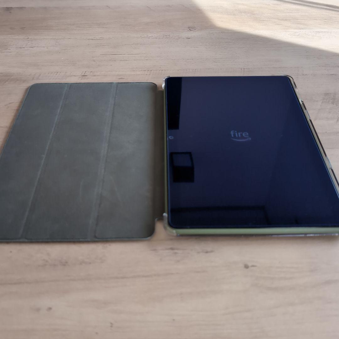第11世代FireHD10 32GB オリーブ　ケース、ガラスフィルム付