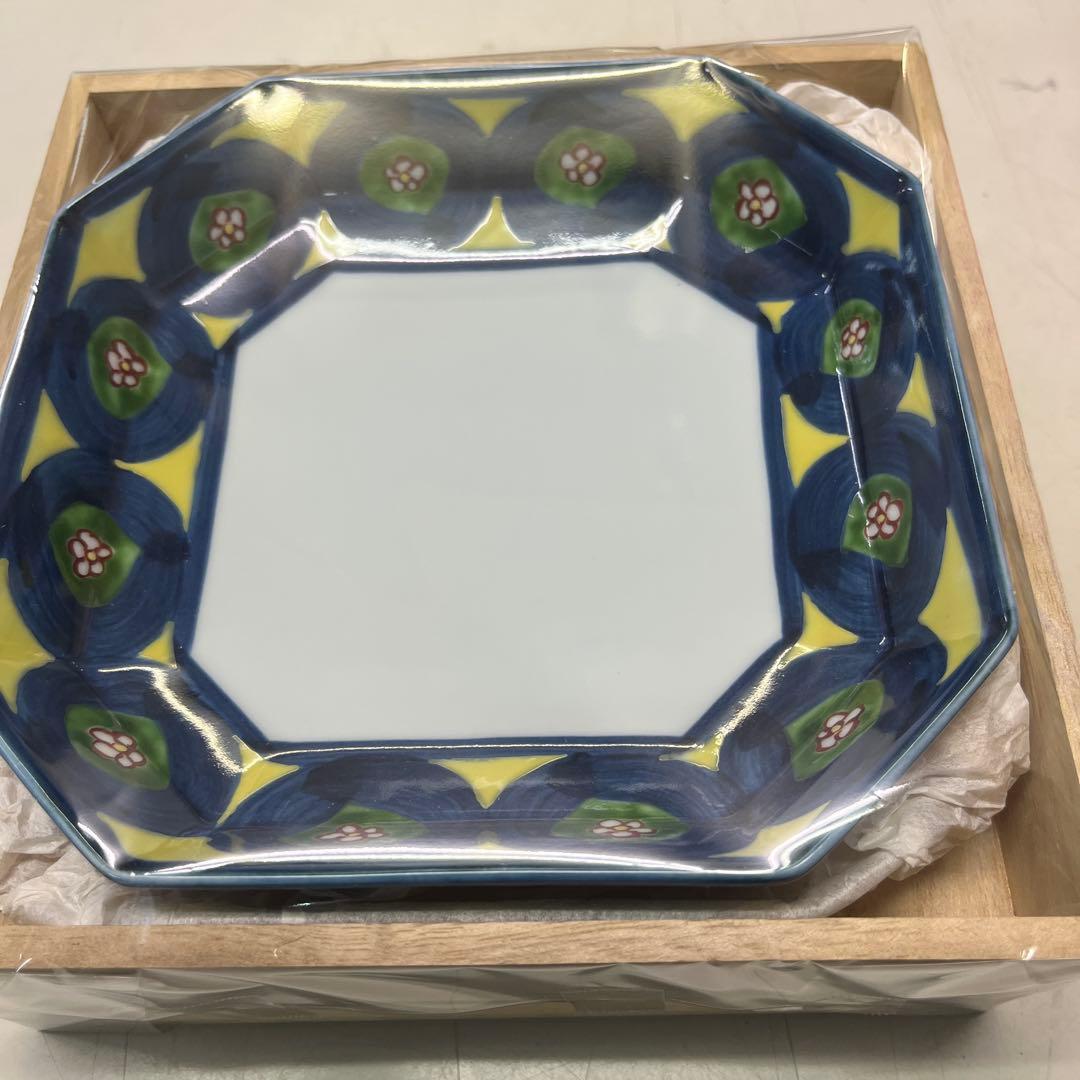 源右衛門　染錦丸紋　２枚　角皿