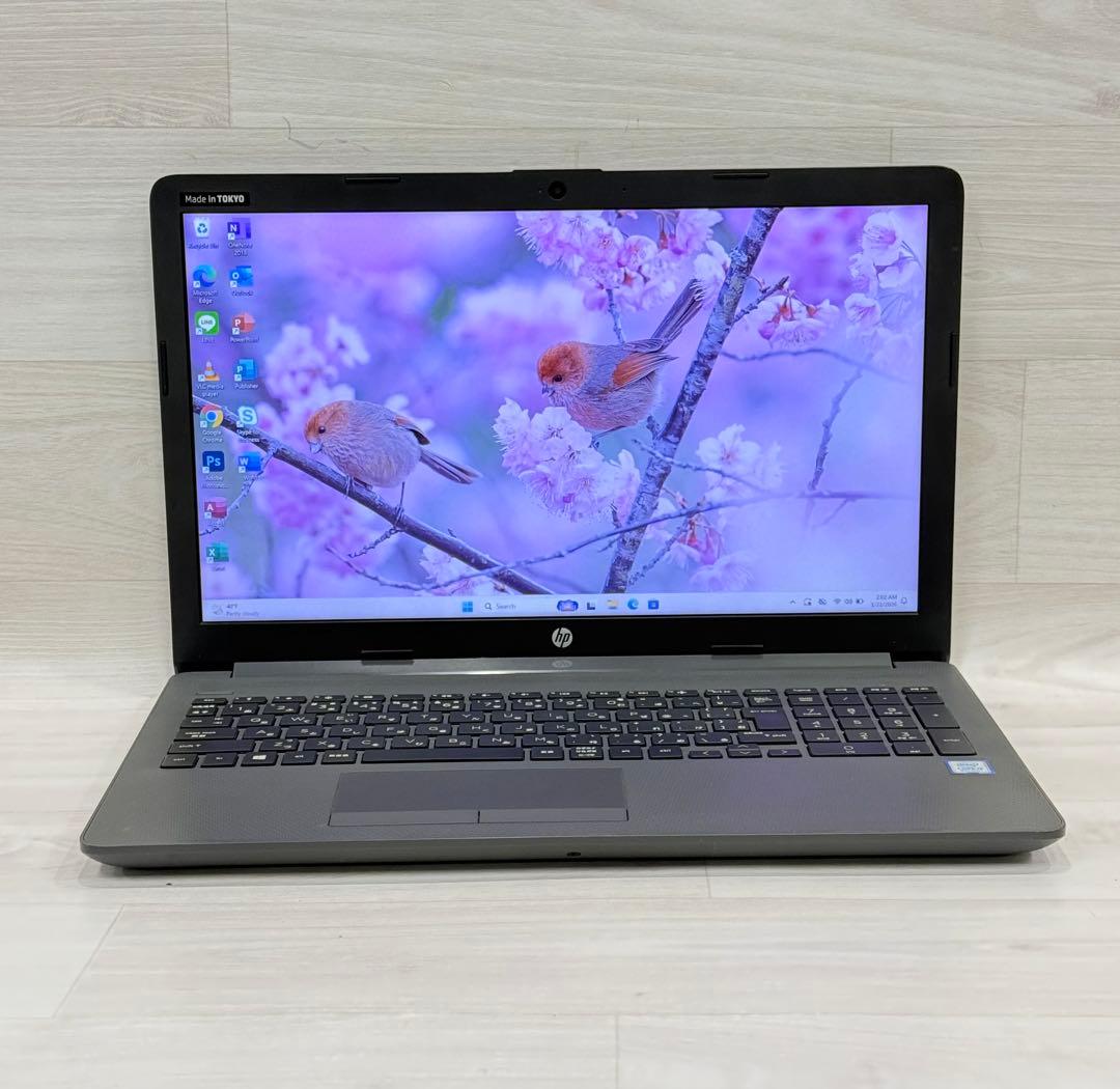 8 世代エイチピーHpノートパソコン/8GB/256GB+500GB/カメラあり