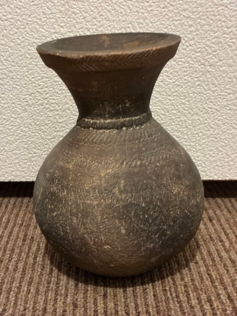縄文土器　区画紋様　土器　壺型　骨董　アンティーク　置物　発掘品　出土品　像