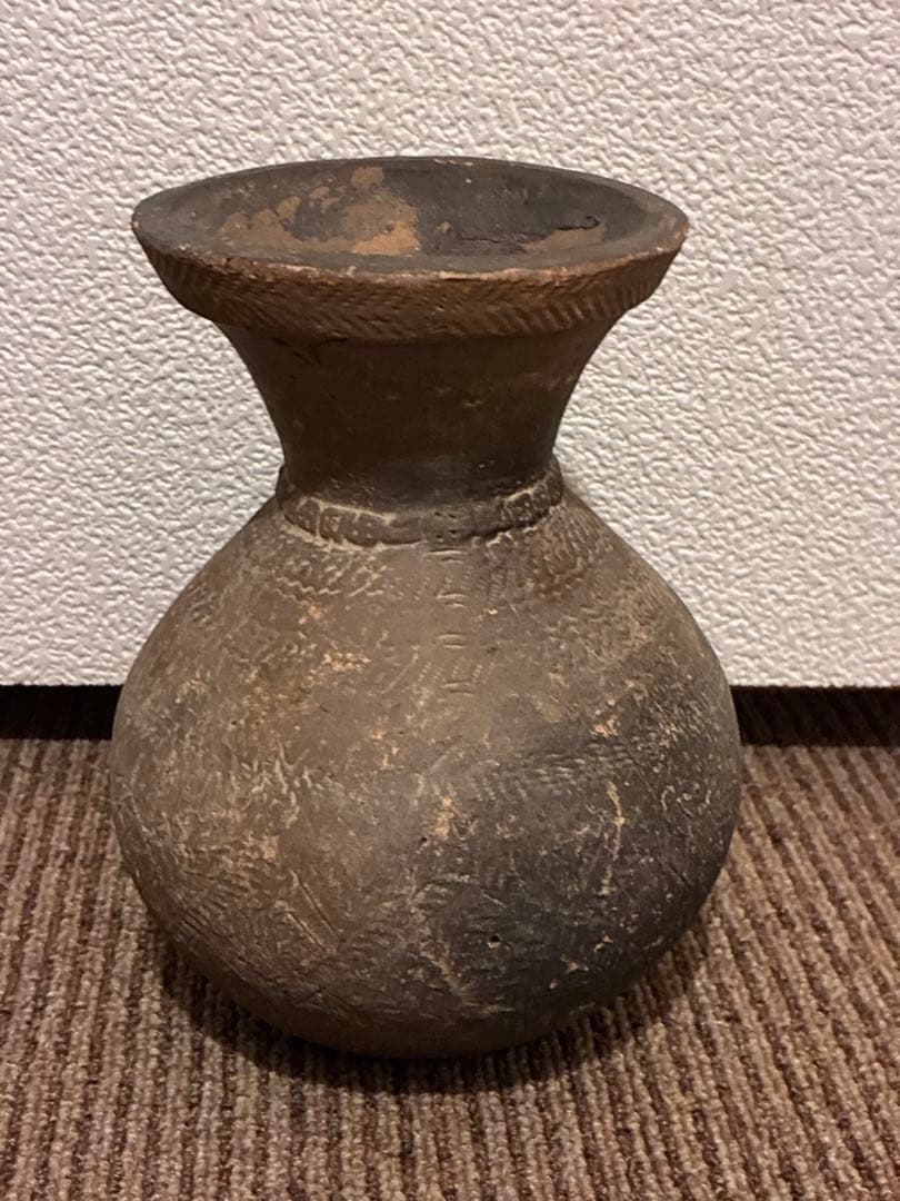 縄文土器　区画紋様　土器　壺型　骨董　アンティーク　置物　発掘品　出土品　像