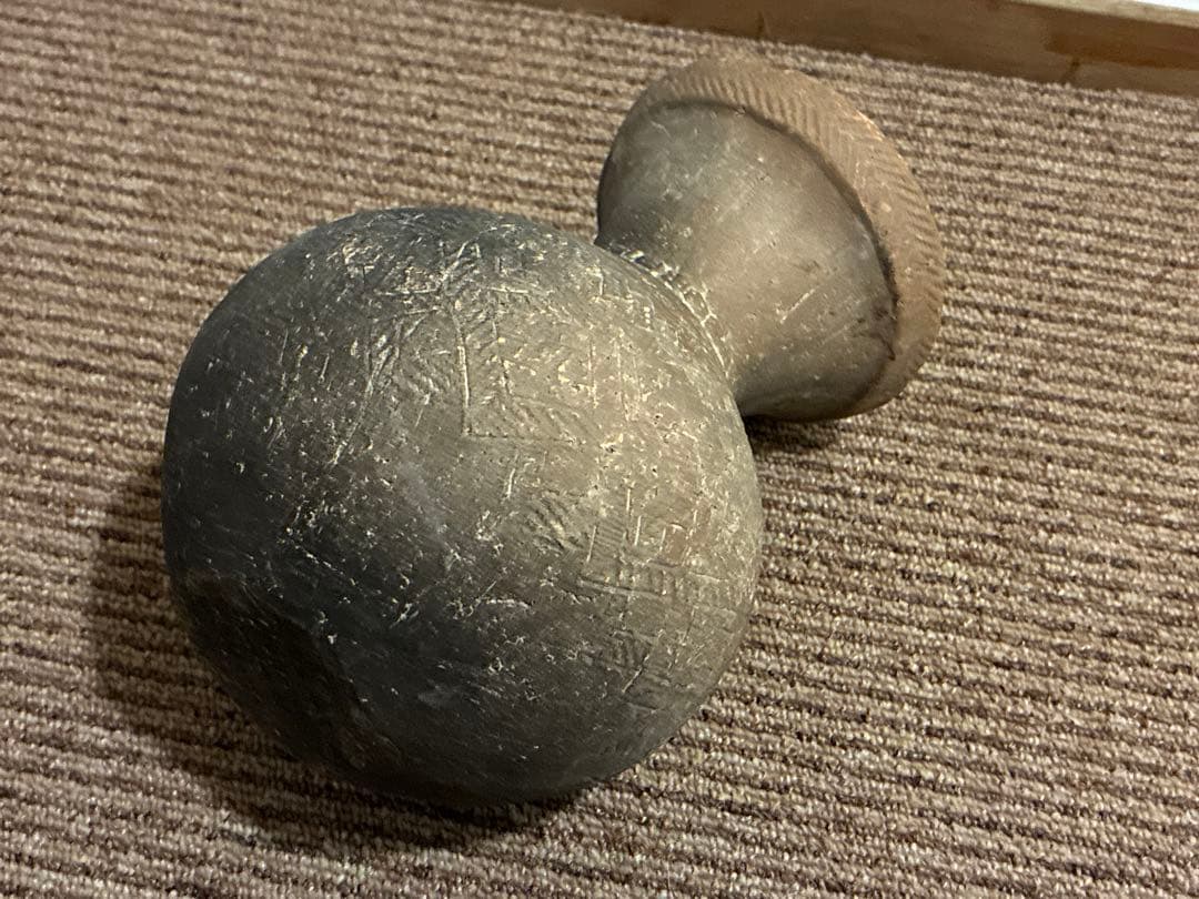 縄文土器　区画紋様　土器　壺型　骨董　アンティーク　置物　発掘品　出土品　像