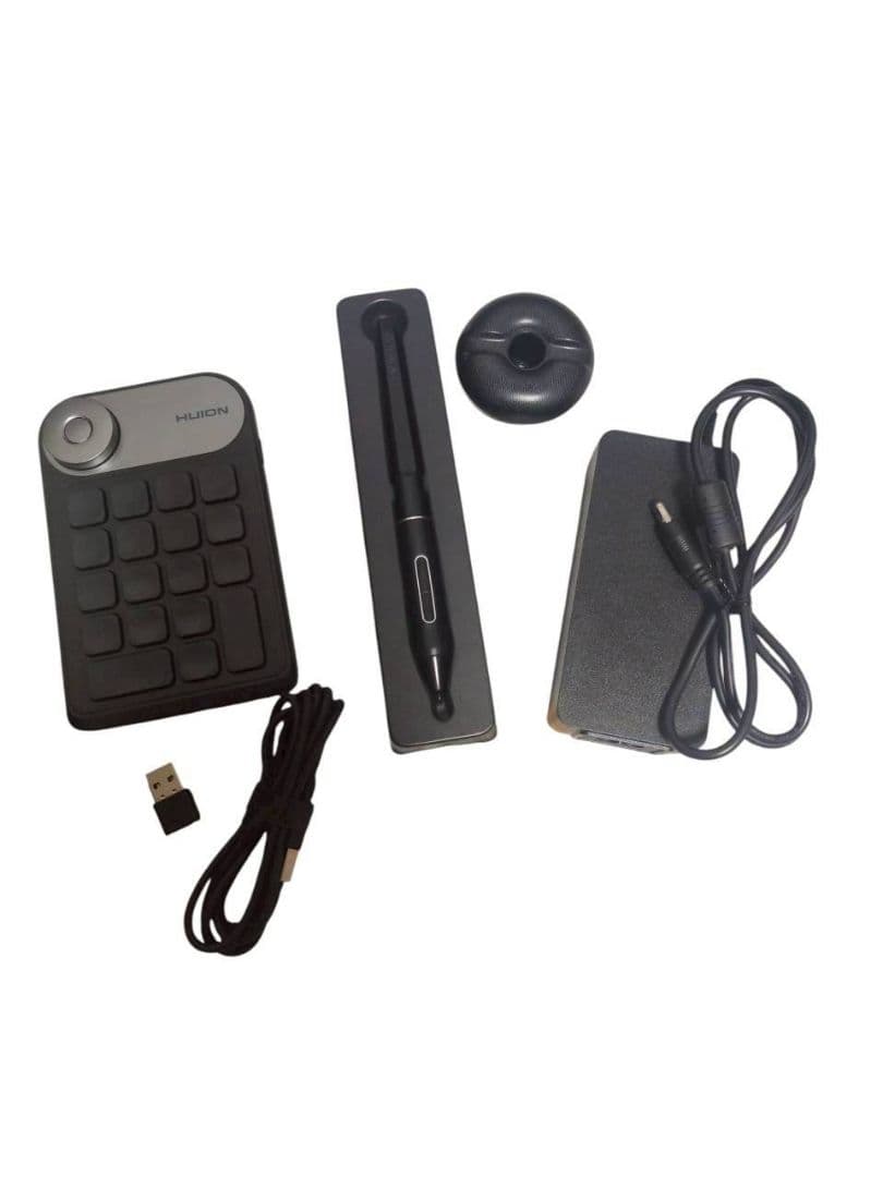 126 【極美品】 HUION Kamvas Pro 24 (4K) 液タブ