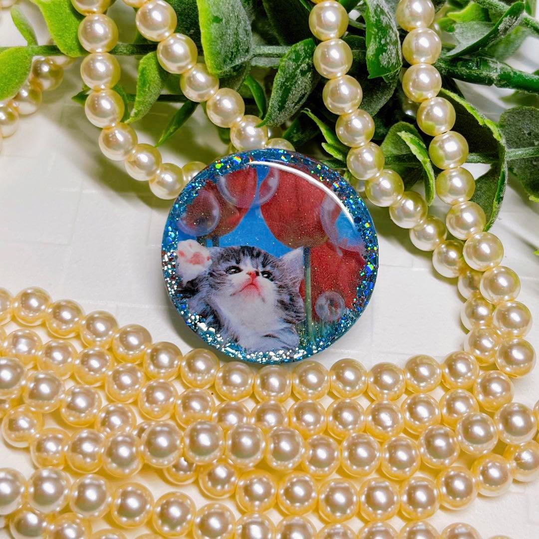 akkokun様お取置きです。レジンヘアゴム 見上げる猫ちゃんNo.879